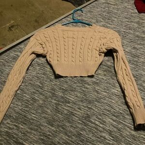 Casual crop top for any occasion
